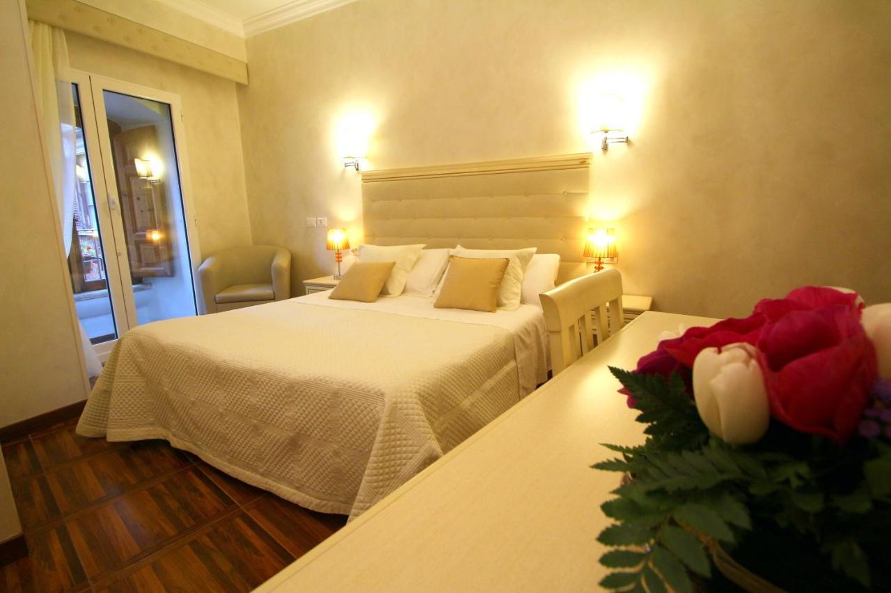 Locanda Navona Hotel โรม ภายนอก รูปภาพ